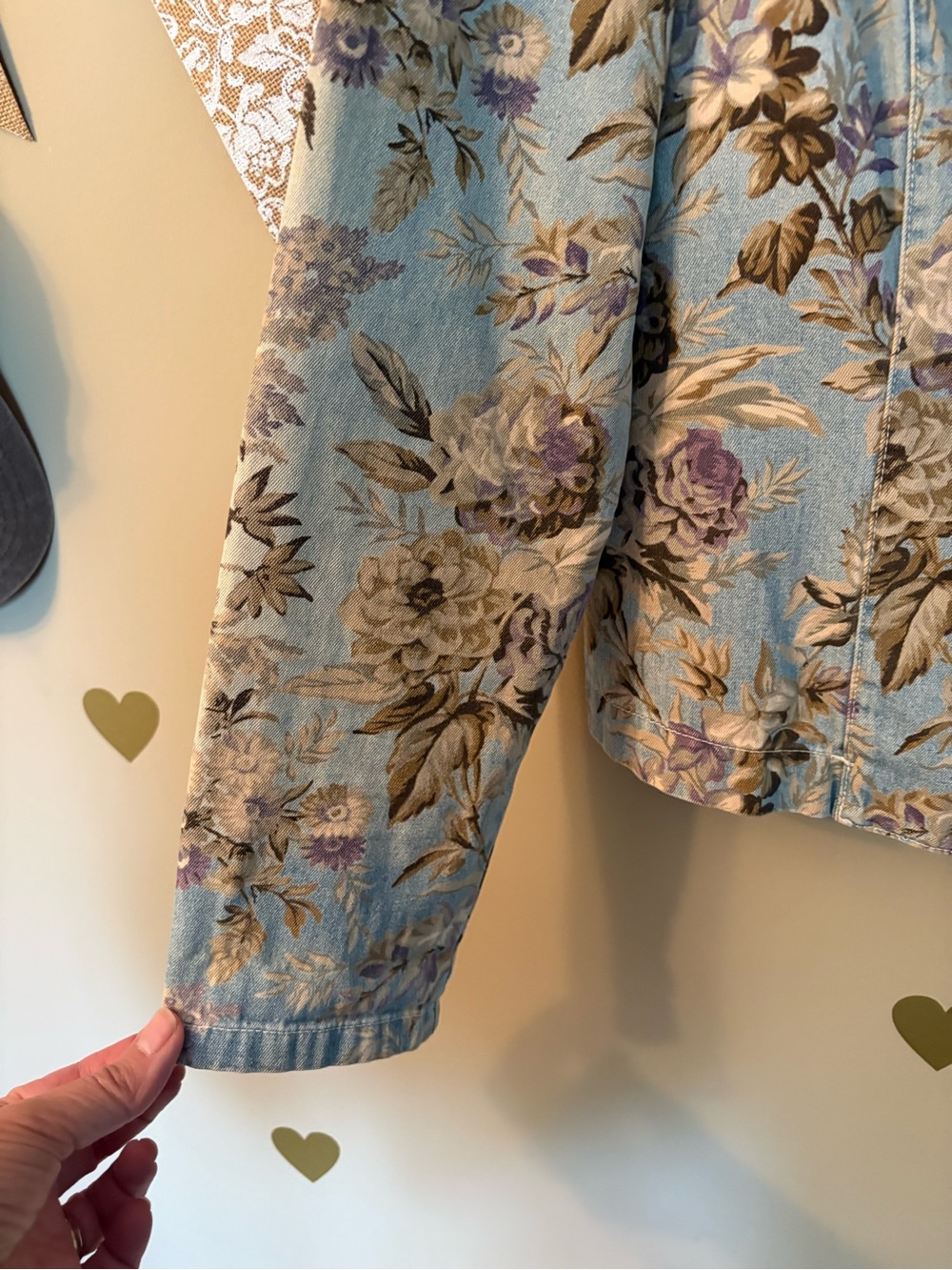 FDJ Denim Floral Tailored Jean Jacket - Picture 6 of 8